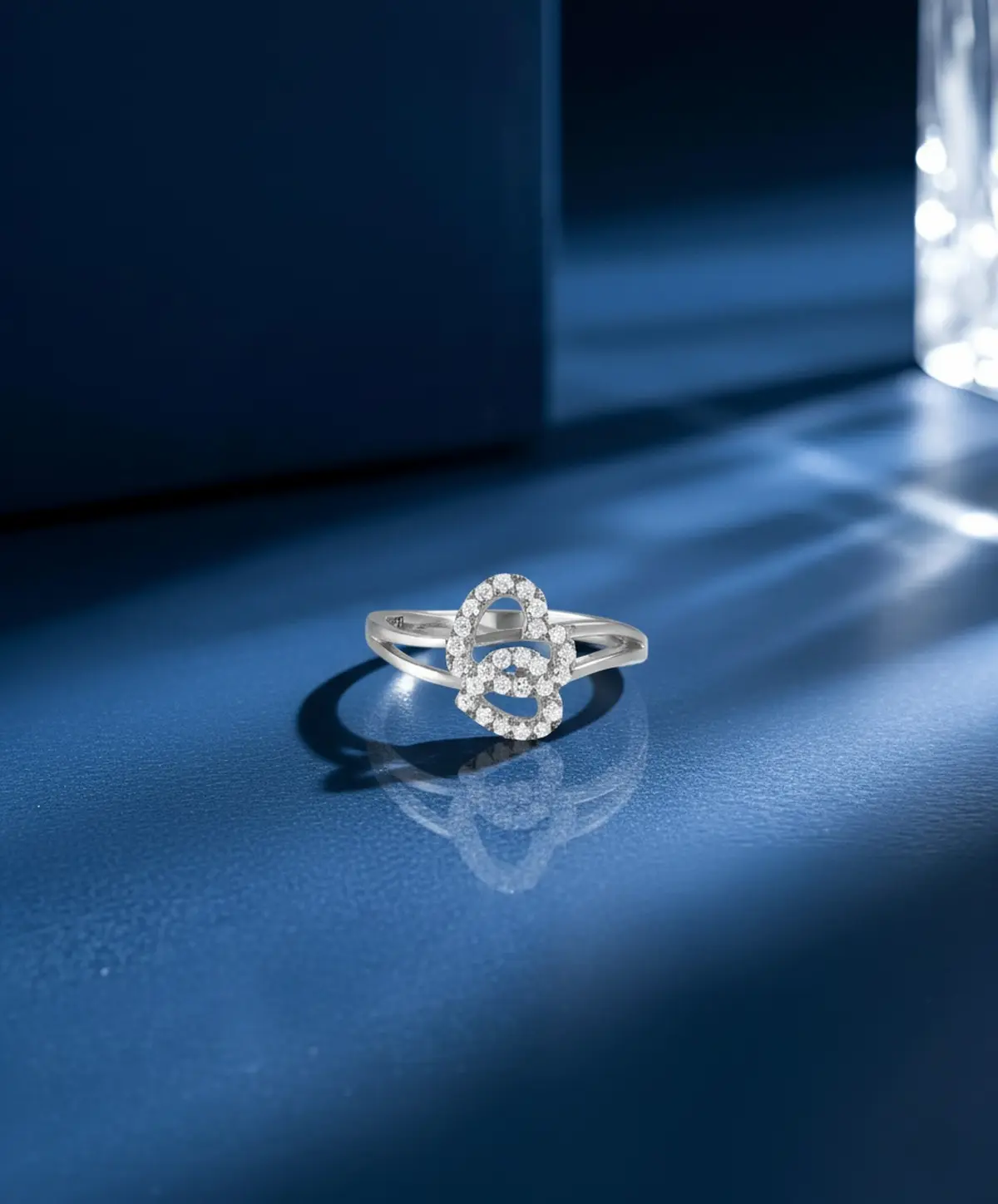 Eternelle Spark Ring  a timeless spark that never fades.